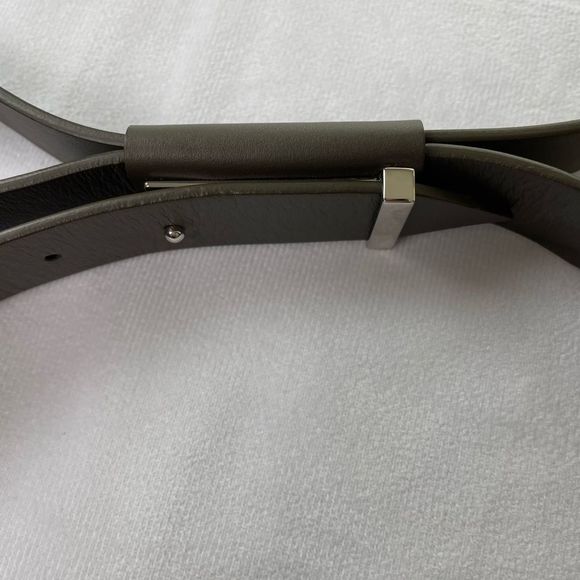 BALENCIAGA Designer Authentic Genuine Leather Olive Women’s Belt Size 100 - Picture 7 of 15